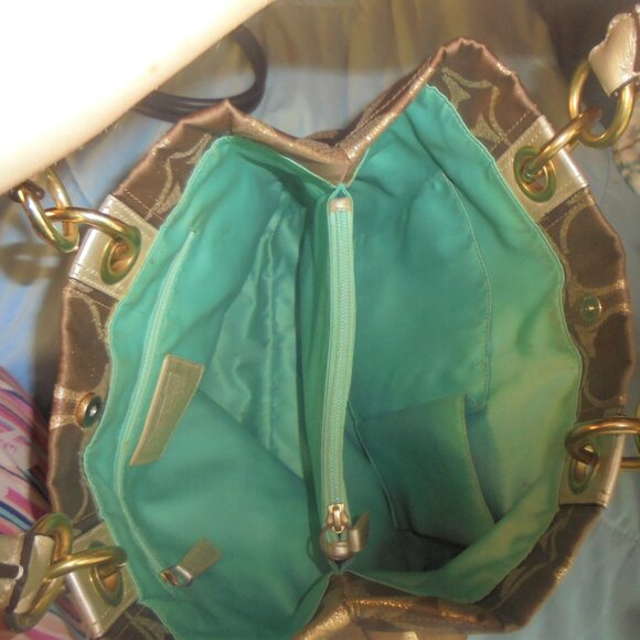 Coach Satchel - Picture 9 of 11